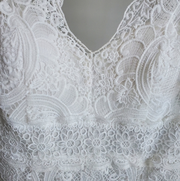 White Lacy V-Neck Maxi Dress Sz XL Wedding Beach Formal - Picture 2 of 5